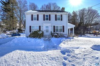 84 Hodge Avenue, Ansonia, CT 06401