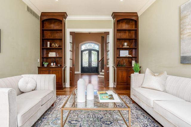 5359 Gordon Way, Dublin, OH 43017