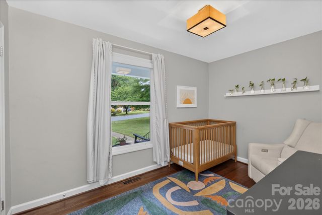 5201 Glenham Drive, Charlotte, NC 28210