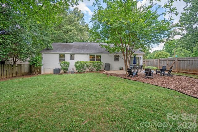 5201 Glenham Drive, Charlotte, NC 28210