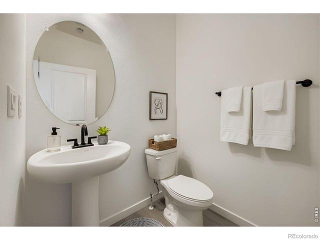 2827 Bear Springs Circle, Longmont, CO 80503