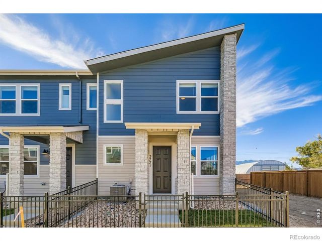 2827 Bear Springs Circle, Longmont, CO 80503