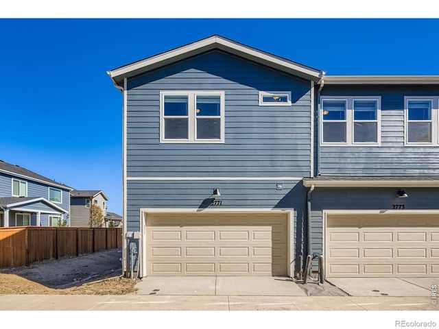 2827 Bear Springs Circle, Longmont, CO 80503