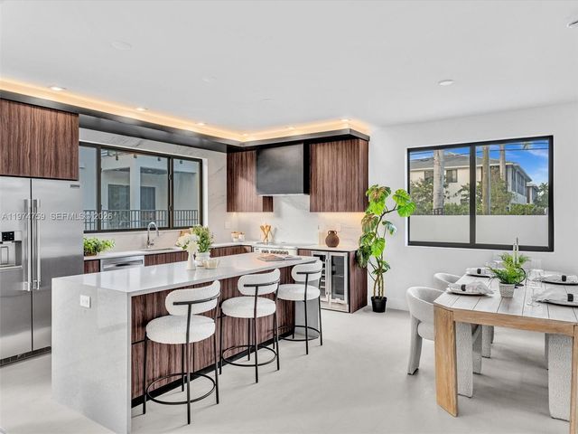 4628 SW 32ND AVE A4, Dania Beach, FL 33312