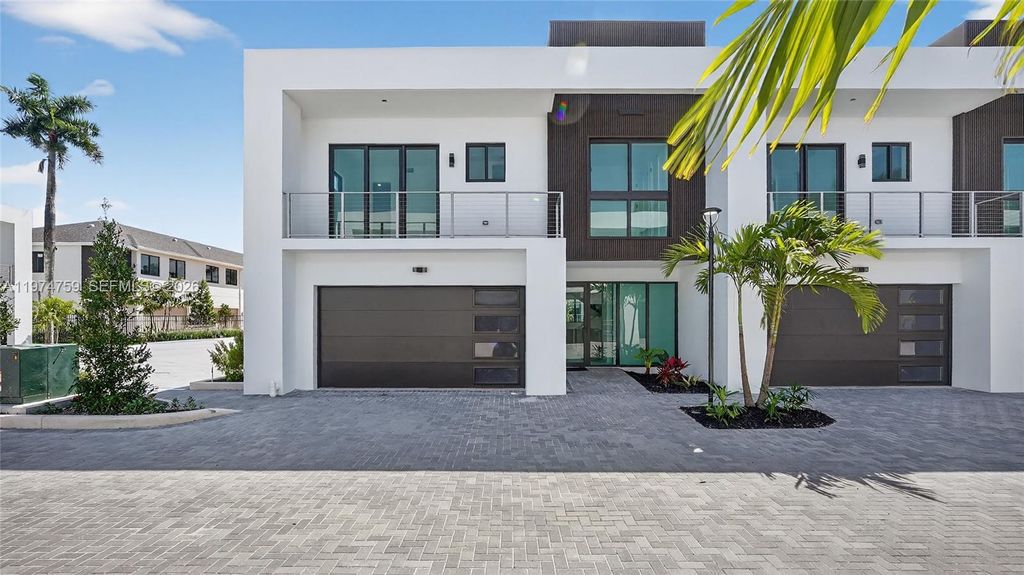 4628 SW 32ND AVE A4, Dania Beach, FL 33312