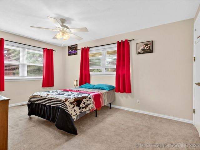 1412 Meadow Lane, Bartlesville, OK 74006