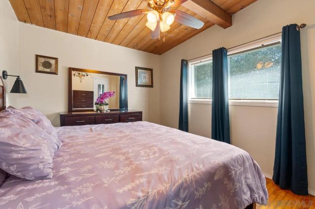 2437 Laurie, San Diego, CA 92105