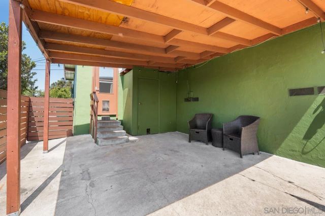 2437 Laurie, San Diego, CA 92105