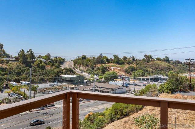 2437 Laurie, San Diego, CA 92105
