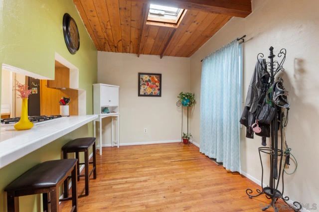 2437 Laurie, San Diego, CA 92105