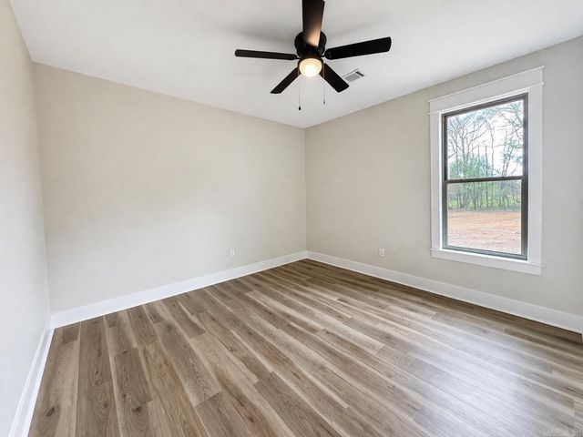 1205 E Carmichael, Cabot, AR 72023