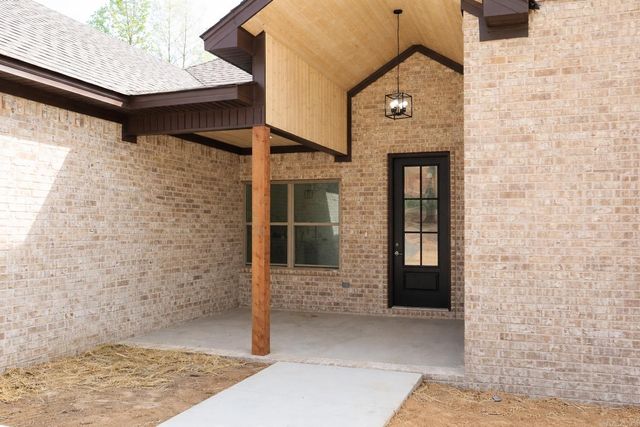 1205 E Carmichael, Cabot, AR 72023