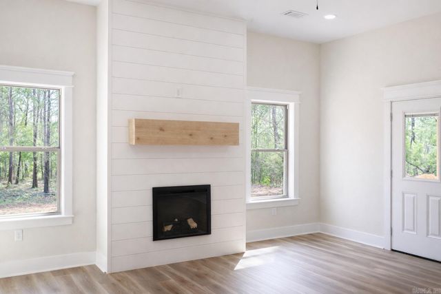 1205 E Carmichael, Cabot, AR 72023