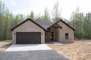 1205 E Carmichael, Cabot, AR 72023