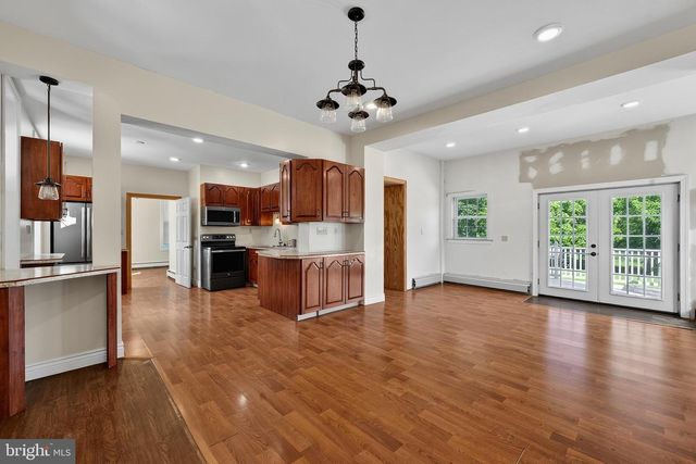 1306 LONG LANE RD, Kutztown, PA 19530