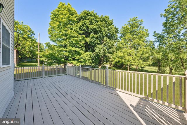 1306 LONG LANE RD, Kutztown, PA 19530