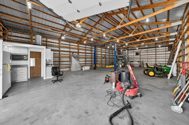 1306 LONG LANE RD, Kutztown, PA 19530