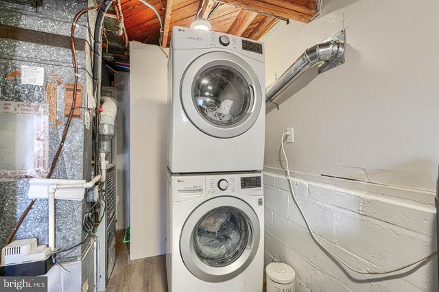 8 RIDGEFIELD RD, Lutherville Timonium, MD 21093