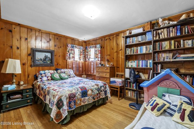 4615 Glen Rose Rd, Louisville, KY 40229