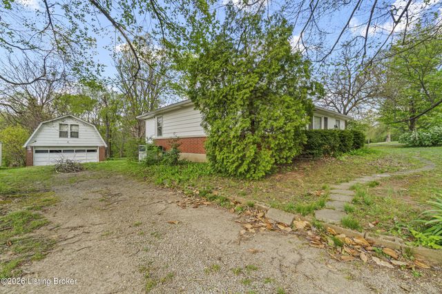 4615 Glen Rose Rd, Louisville, KY 40229