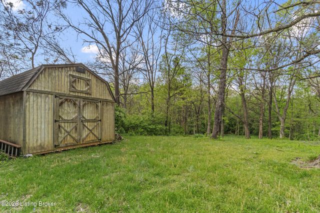 4615 Glen Rose Rd, Louisville, KY 40229