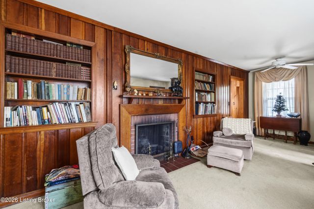 4615 Glen Rose Rd, Louisville, KY 40229