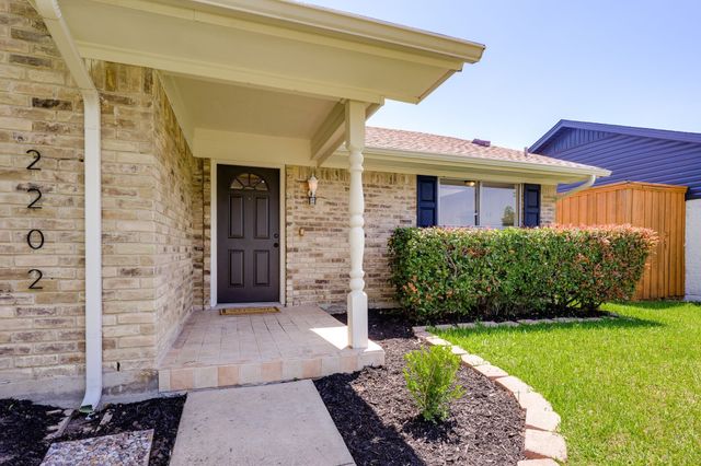 2202 Briarmeadow Drive, Garland, TX 75044