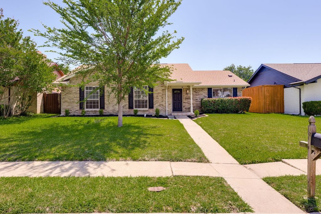 2202 Briarmeadow Drive, Garland, TX 75044