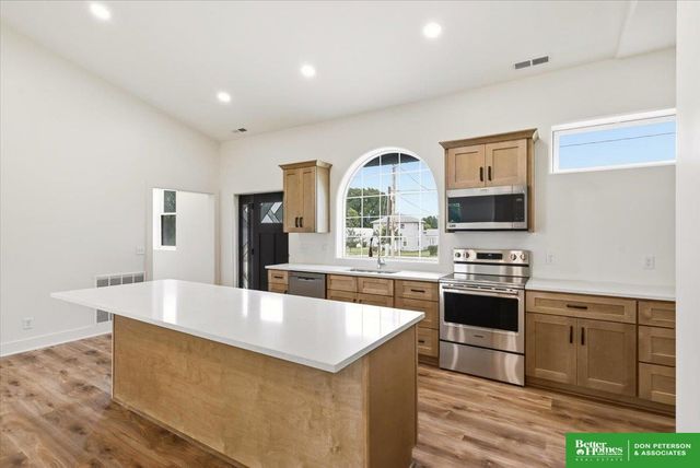 217 N Cherry Street, Nickerson, NE 68044