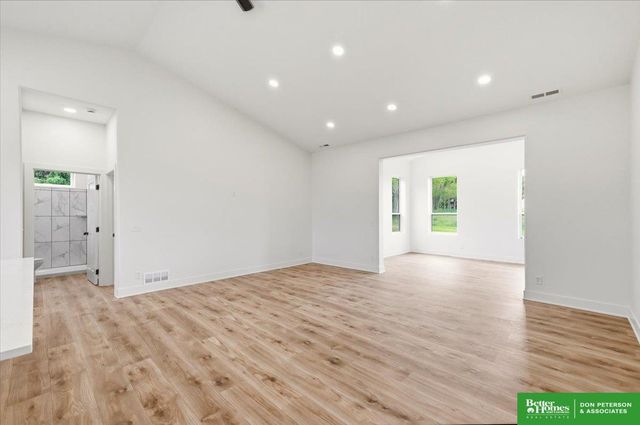 217 N Cherry Street, Nickerson, NE 68044