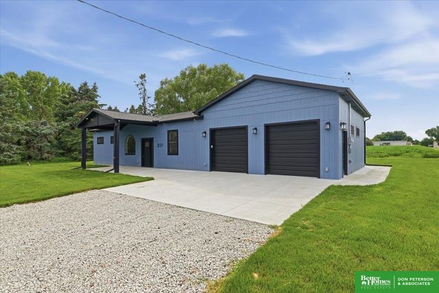 217 N Cherry Street, Nickerson, NE 68044