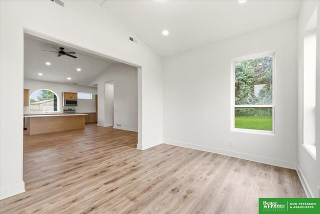 217 N Cherry Street, Nickerson, NE 68044