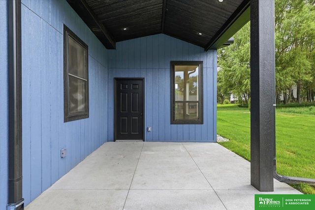 217 N Cherry Street, Nickerson, NE 68044