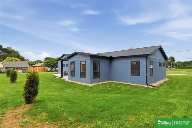 217 N Cherry Street, Nickerson, NE 68044