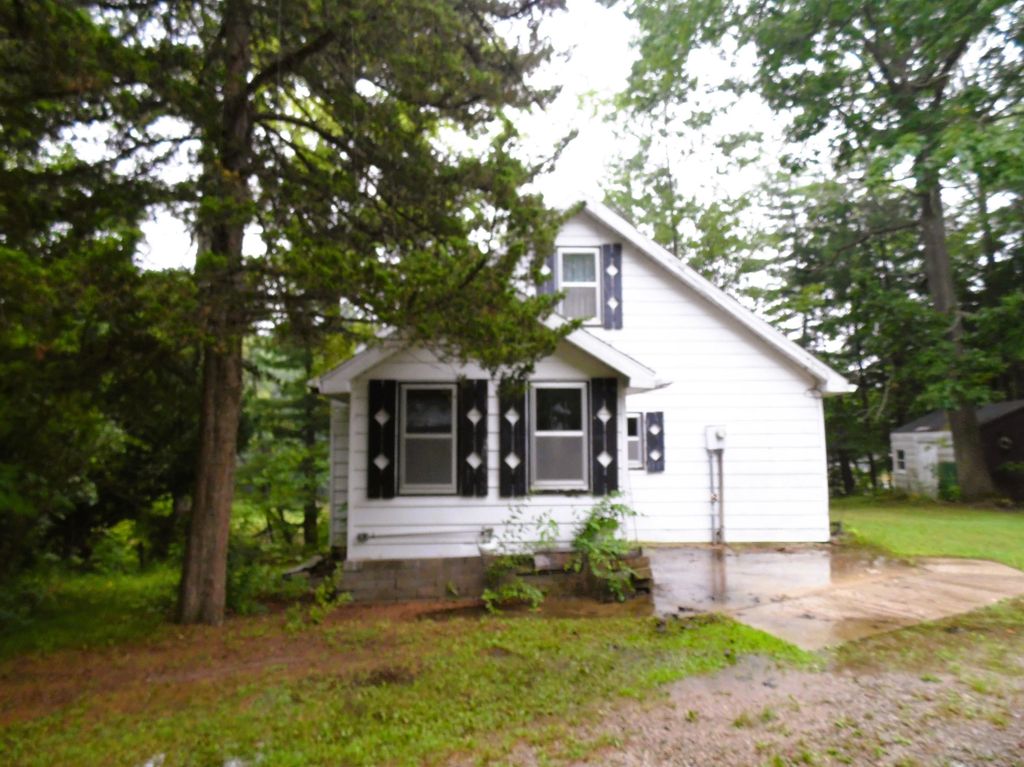2528 Gardner Street, Alger, MI 48610