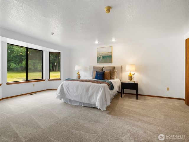 501 E 82nd Street, Tacoma, WA 98404