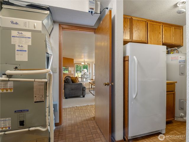 501 E 82nd Street, Tacoma, WA 98404