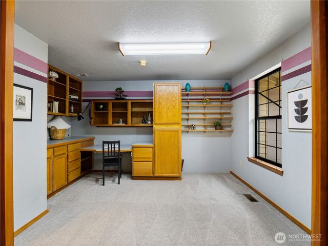 501 E 82nd Street, Tacoma, WA 98404