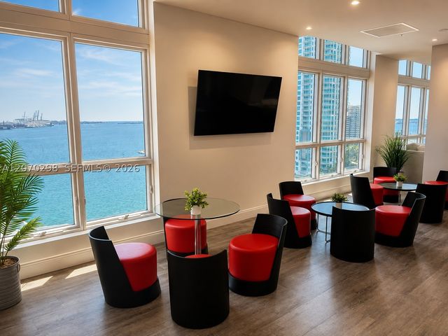 300 S BISCAYNE BL 2503, Miami, FL 33131