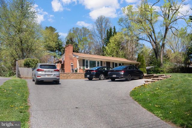 26800 HOWARD CHAPEL DR, Damascus, MD 20872