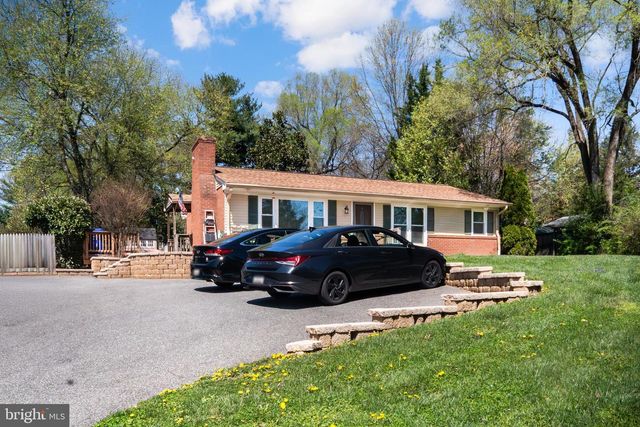26800 HOWARD CHAPEL DR, Damascus, MD 20872