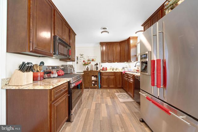 26800 HOWARD CHAPEL DR, Damascus, MD 20872