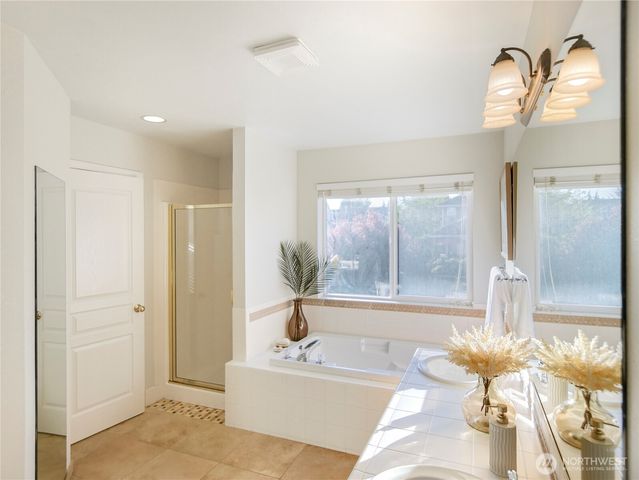 1818 Beacon Court NE, Tacoma, WA 98422