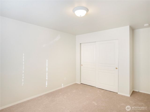 1818 Beacon Court NE, Tacoma, WA 98422