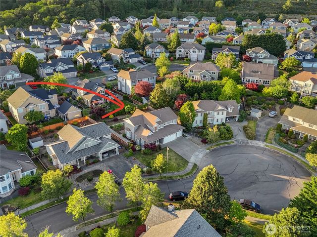 1818 Beacon Court NE, Tacoma, WA 98422