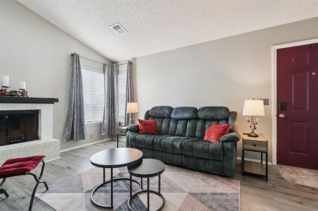 9723 Hefner Village Boulevard, Oklahoma City, OK 73162