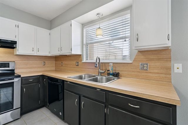 9723 Hefner Village Boulevard, Oklahoma City, OK 73162