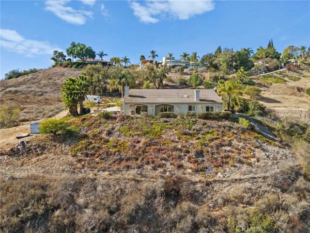 2240 Aqua Hill Road, Fallbrook, CA 92028