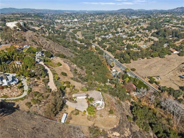 2240 Aqua Hill Road, Fallbrook, CA 92028
