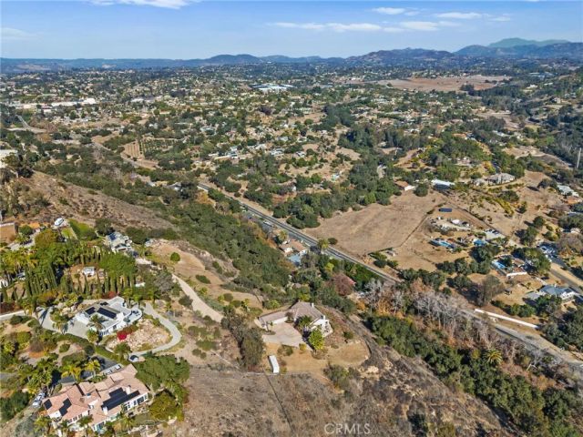 2240 Aqua Hill Road, Fallbrook, CA 92028